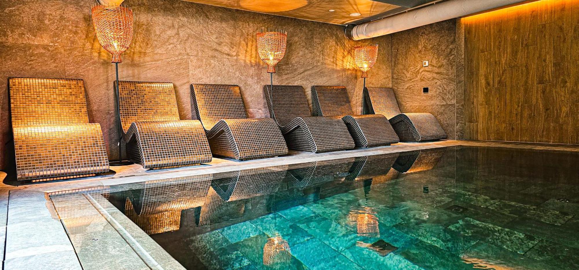 Hotel Bucura Călimăneşti المظهر الخارجي الصورة