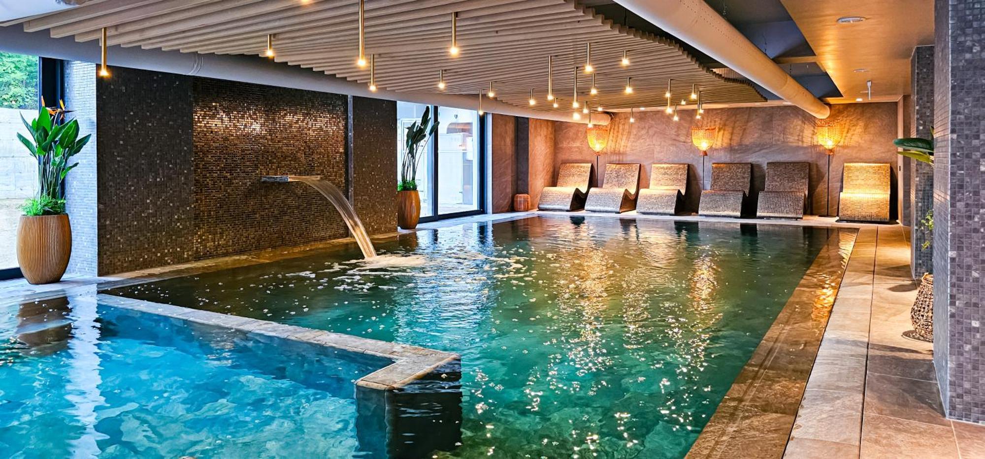 Hotel Bucura Călimăneşti المظهر الخارجي الصورة